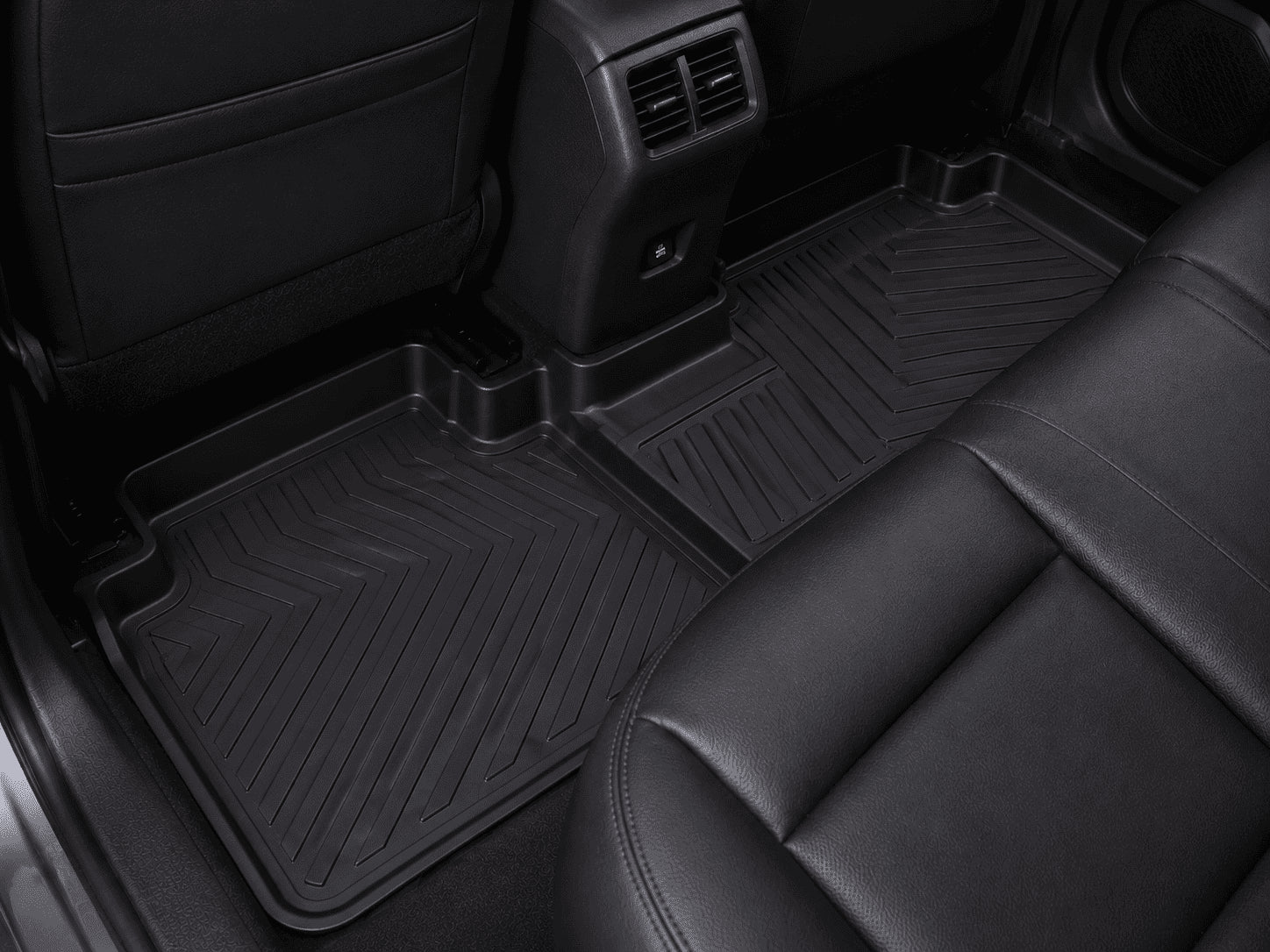Tailored rear cabin car mat